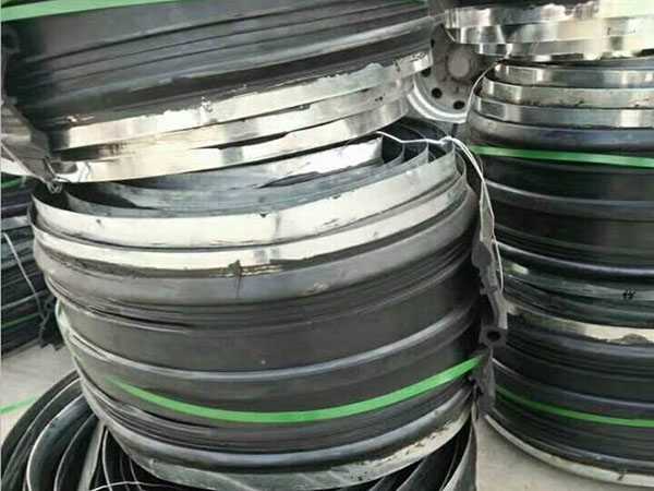 鋼邊止水帶圖片1 鋼邊止水帶圖片1